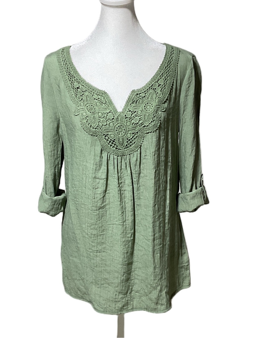 Como Blu Embroidered Blouse - Picture 2 of 10